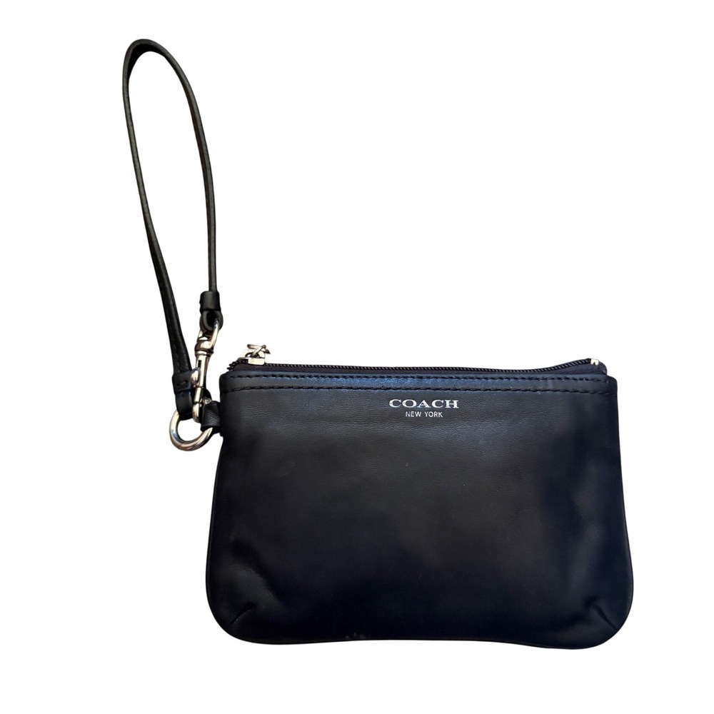 Vintage Coach Glove Tanned Leather Wristlet Small Zip Top Black Silver Hardware